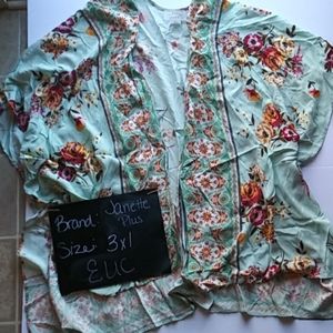 3xl kimono, like new!